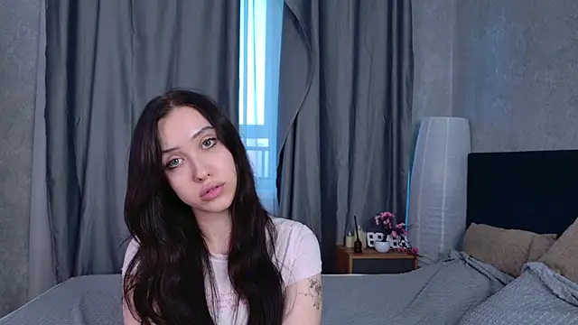 PhantommLadyy webcam