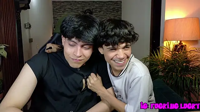 MyLatinHotBoys webcam