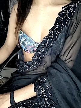 Leeezz_ahh webcam