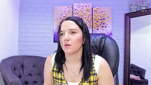 _EmilyJireh_ webcam
