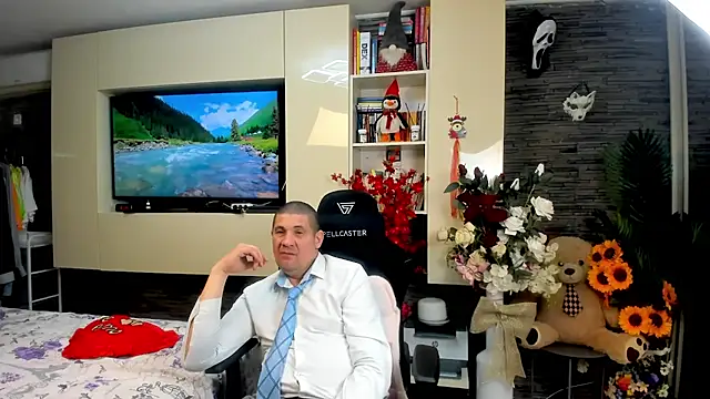 SpartacusDaddy48 webcam