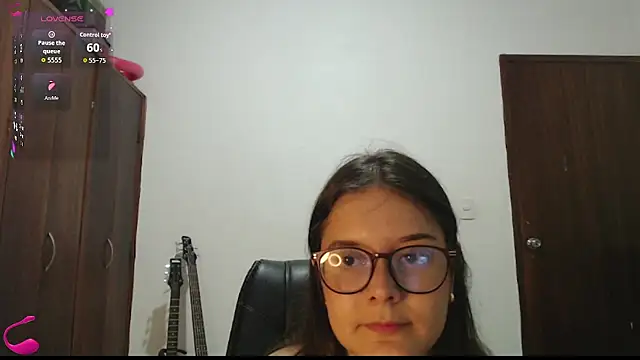 MadieeLorez webcam