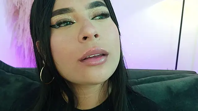 mia_roux1 webcam