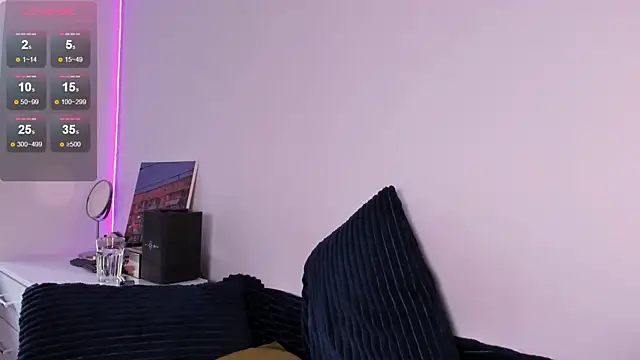 miabellee_ webcam