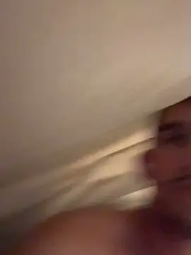papichulo102099 webcam