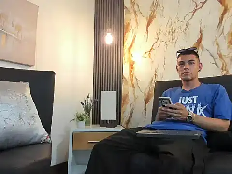 Lycan__ webcam