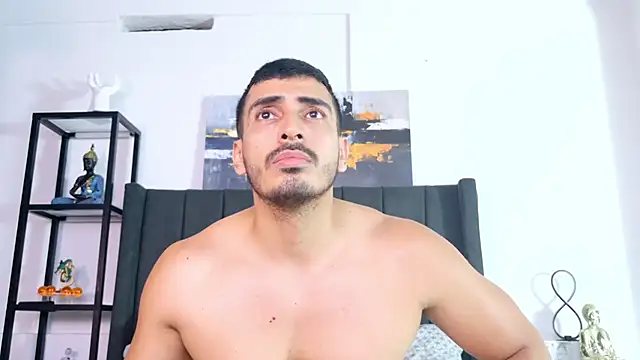 muscle_ares webcam
