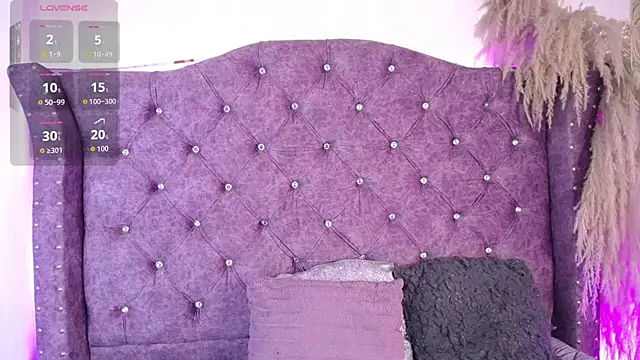 Violet_Collins1 webcam