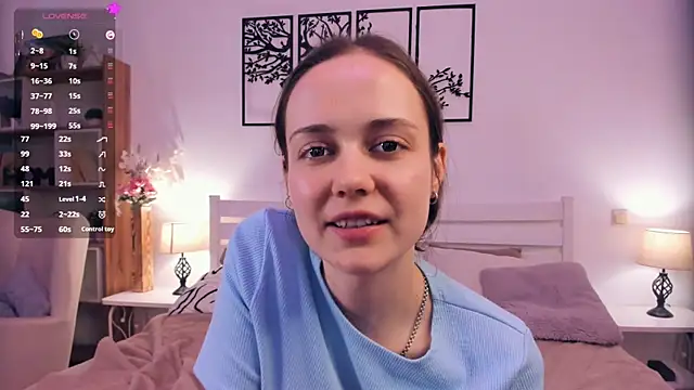 MalvinaTrafford webcam