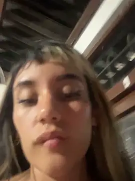 Sara_92 webcam