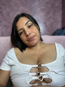 Isabella33_ webcam