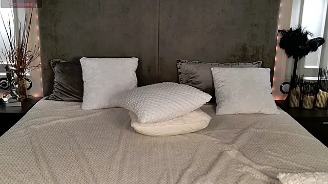 Monica_sex_xxsirens webcam