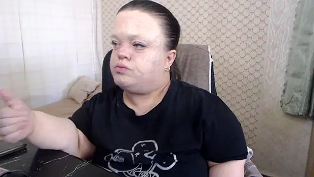 Janiffer_MiMi webcam
