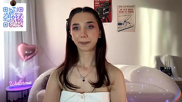 LinaMour webcam