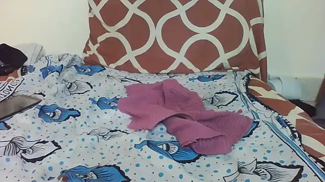 Popsy_99 webcam