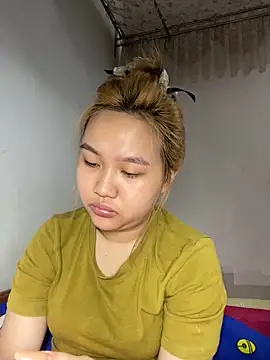 Almira6868 webcam