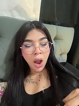 RoseCassie webcam