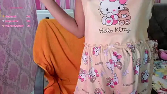 Mica_Jones webcam