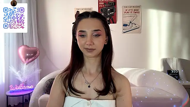 LinaMour webcam