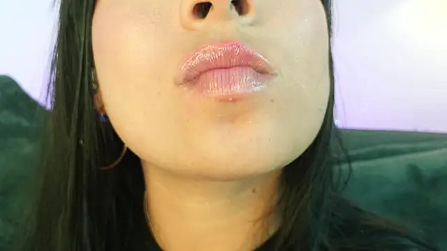 mia_roux1 webcam