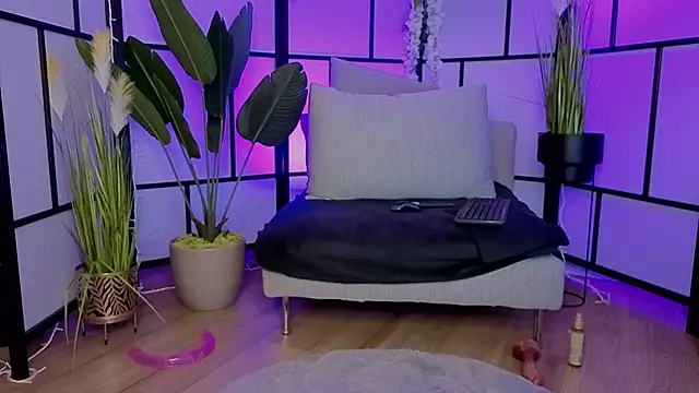 JulieDesire webcam