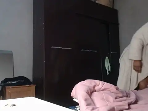 Lovelyboobs01 webcam