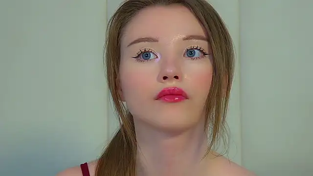 KeiraAsti webcam