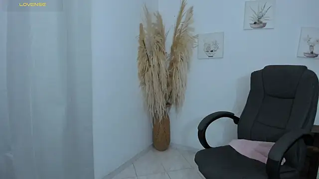 sarita1412 webcam