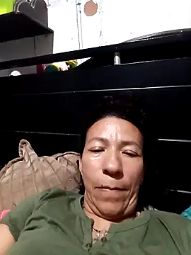 Antonela45 webcam