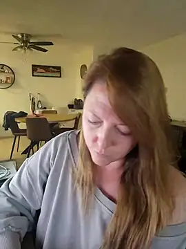 ClubhouseMovies webcam