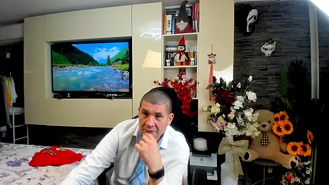 SpartacusDaddy48 webcam