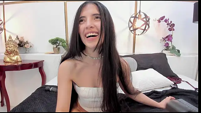 Cynthia1Fox webcam