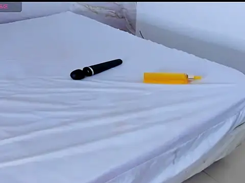 Mariam_Rossee webcam