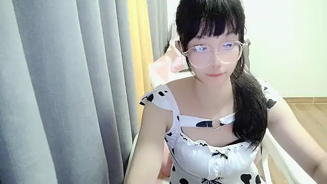 Ooo-Lola webcam