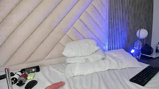 SarahRizof webcam