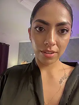 Webcam Model (Celeste_Amber) is live