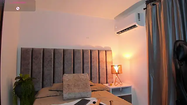 SamanthaSmithx webcam
