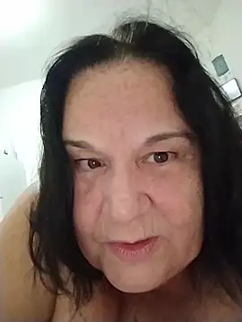 Yaya_Mineira webcam