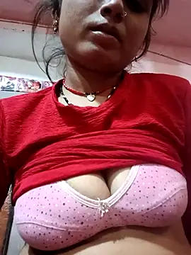 Webcam Model (Deepjakolirr)  is live.Free join now!