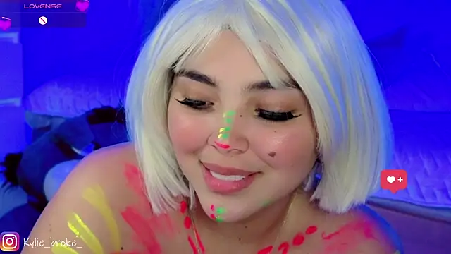 Kylie_brokee webcam