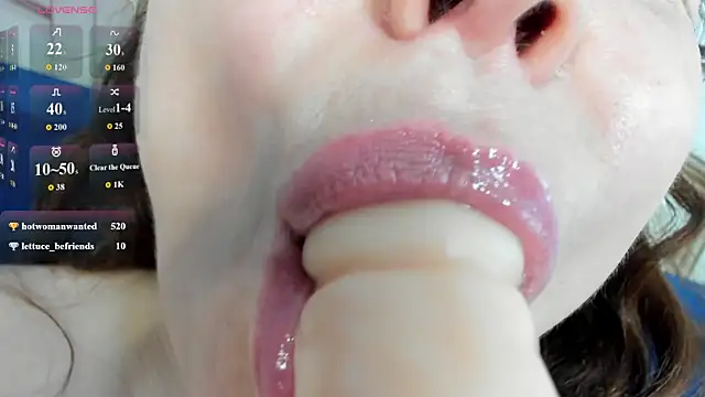 Kira_Adler webcam