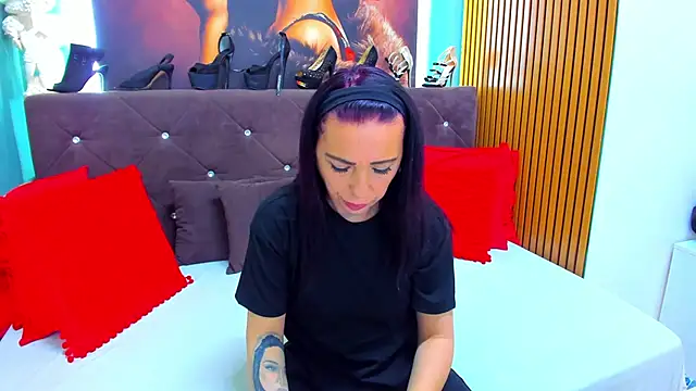 LauraSiin webcam