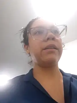 Aila_Phone webcam