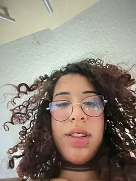 Woo_isDaphne webcam