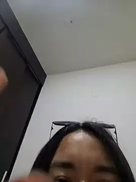 Yuli_x97 webcam