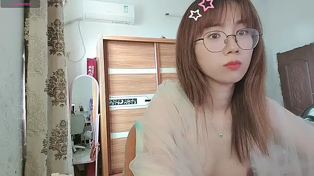 Lili_666 webcam