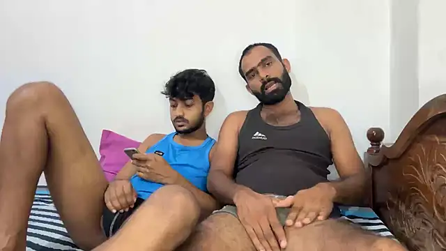DesiDaddyandSon webcam