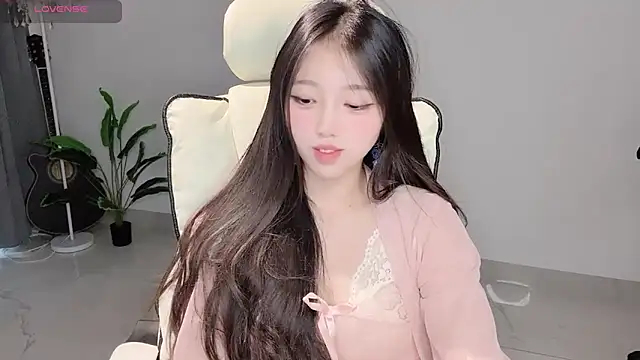 Yukiy8877 webcam