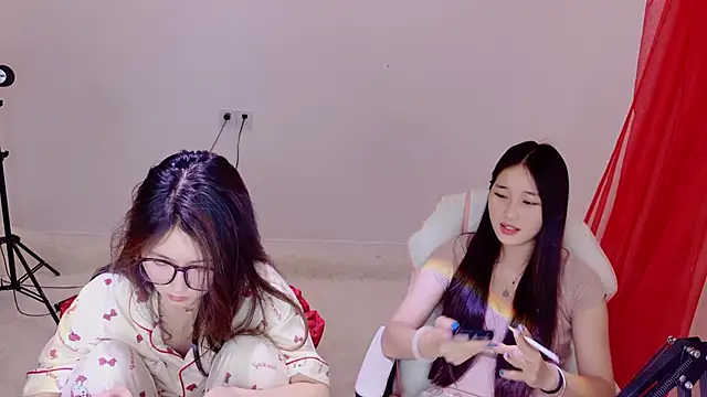 Xiongchumo1120 webcam