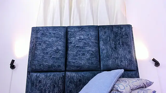 Lulu_Sanchez webcam